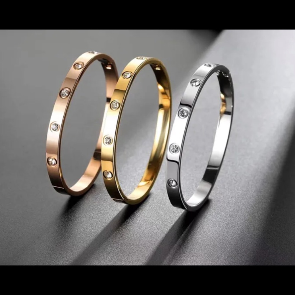 Gold Diamond Bracelet 🏆💎✨✨✨